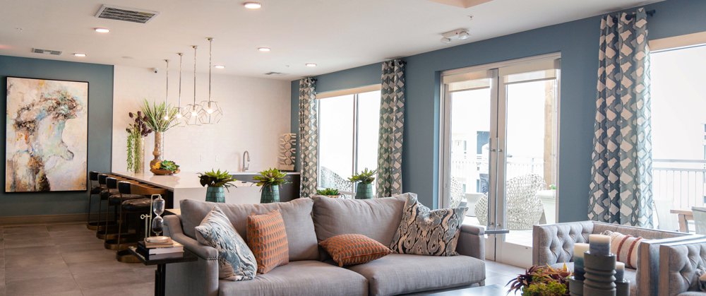 Jak wybrać lampę do salonu?